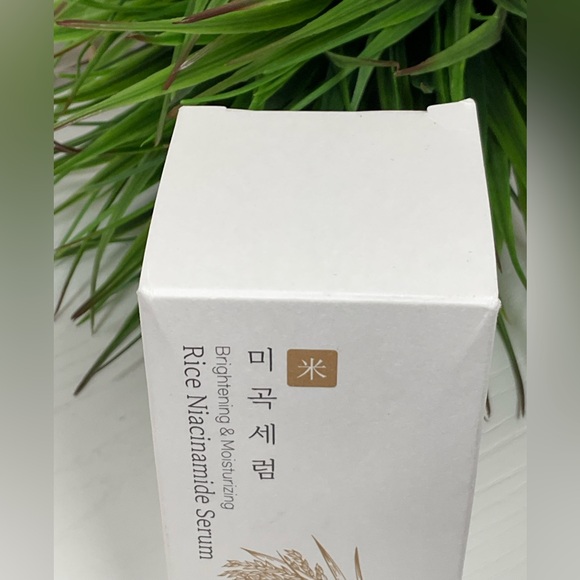 NIB- Brightening & Moisturizing Rice Niacinamide Serum 1.69 fl oz - Picture 5 of 6